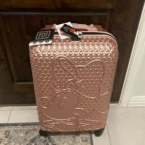 NWT DISNEY ROSE GOLD MINNIE MOUSE MEDIUM 24’ TRAVEL LUGGAGE